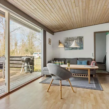 84237-knebel-skovvej-18 *
